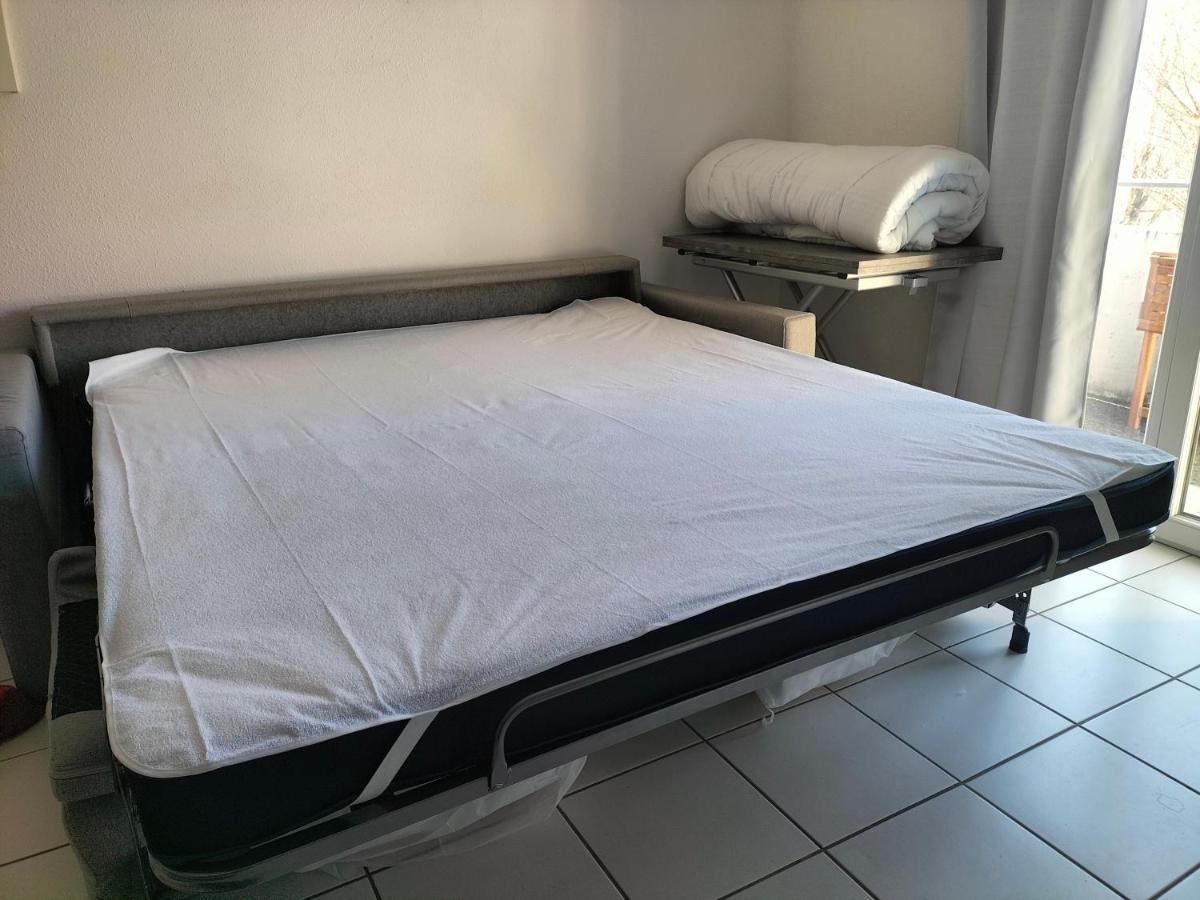 T2 Avec Piscine-Le Family 67 Apartman Pierrefiche  Kültér fotó